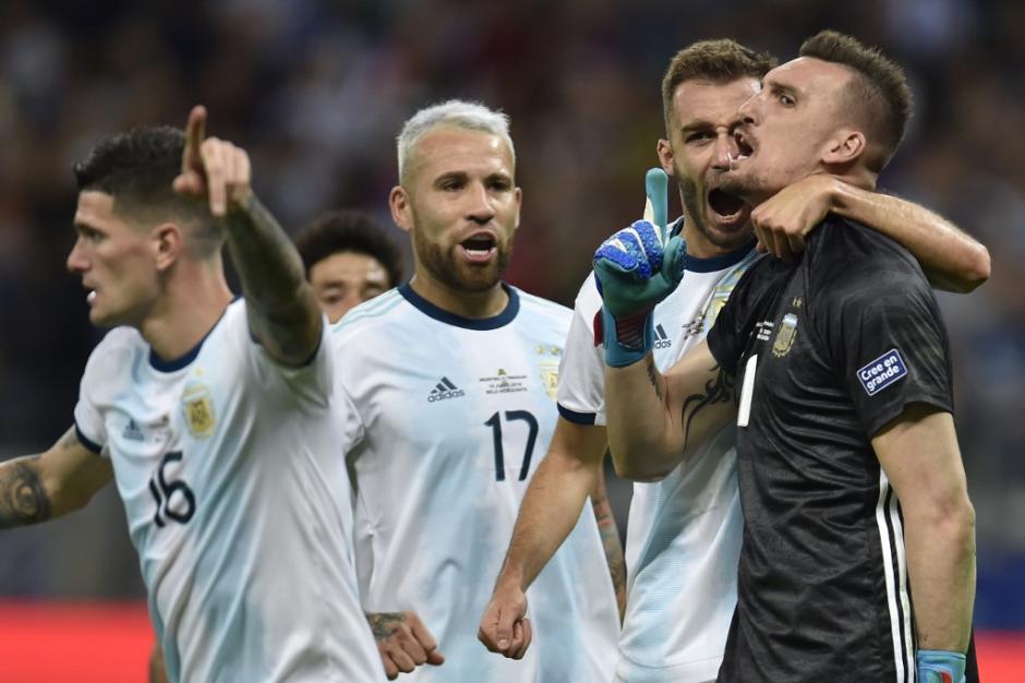 Franco Armani salvó a Messi y Argentina. (Foto: AFP)