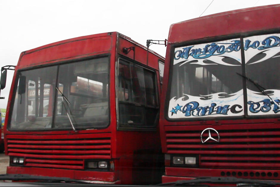 La Municipalidad de Guatemala aseguró que quitarán los buses rojos y buscarán colocar unidades amigables con el medio ambiente. (Foto: Archivo/Soy502)