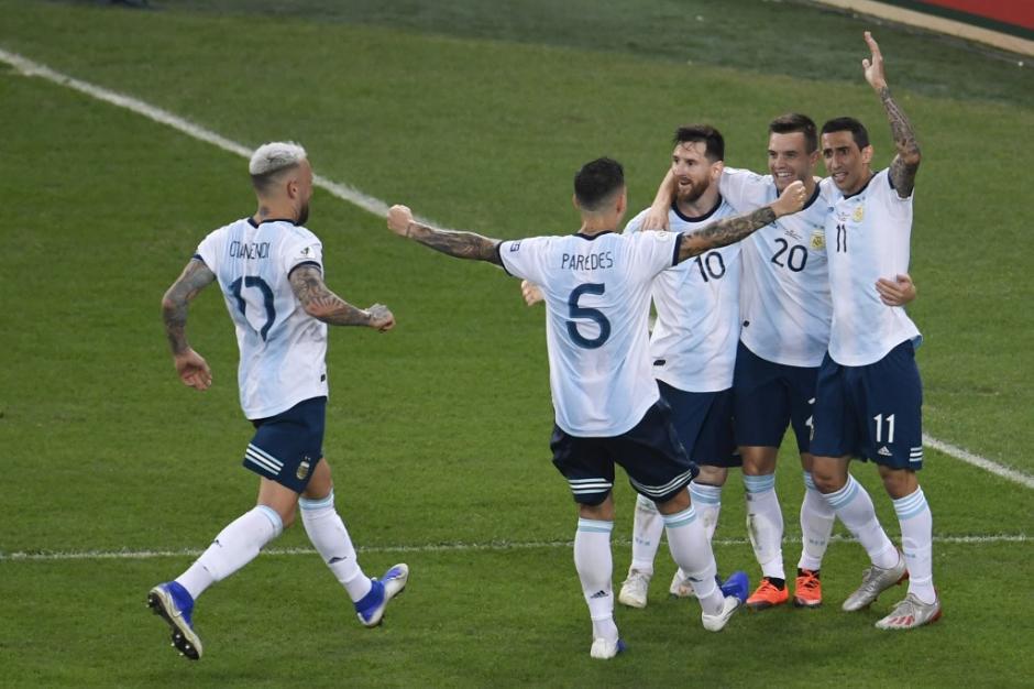 Argentina vence a Venezuela y avanza a semifinales de la Copa América. (Foto: AFP)