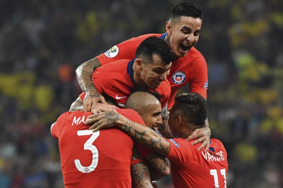 Chile eliminó a Colombia de la Copa América 2019 en la definición de penaltis. (Foto: AFP)