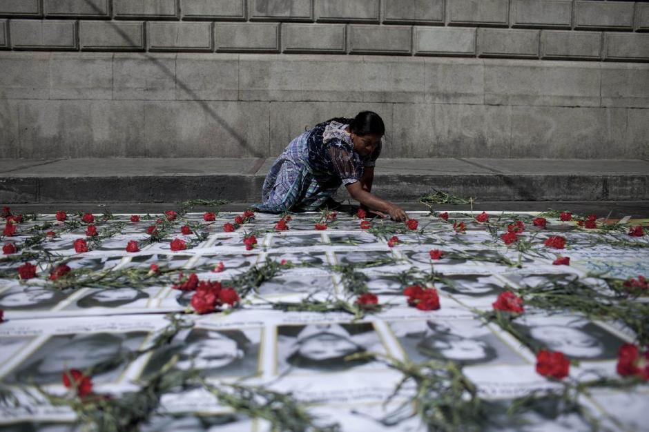 Más de 200 mil muertes se registraron durante el conflicto armado interno, según la Comisión de Esclarecimiento Histórico. (Foto: Noticias de Guatemala)