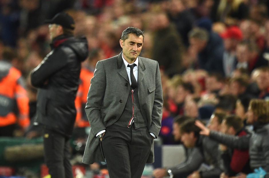 Valverde desconsolado después de la eliminación de la Champions League. (Foto: AFP)