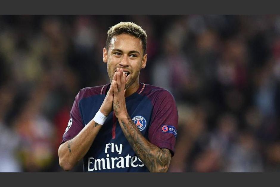 Tres partidos se suspensión para Neymar por agredir a un aficionado. (Foto: AFP)