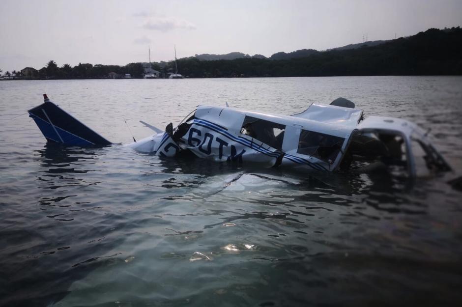 Una avioneta cayó en una zona turística de Honduras. (Foto: Copeco/Gobierno de Honduras)&nbsp;
