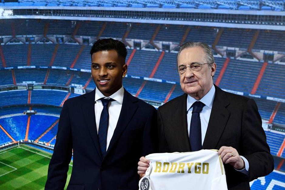 El Real Madrid necesitó 20 minutos para robarle al Barcelona el fichaje de Rodrygo. (Foto: AFP)