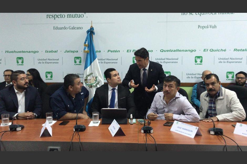Los alcaldes buscan fondos para la construcción de once obras en seis municipios del departamento de Guatemala. (Foto: cortesía José Castro)