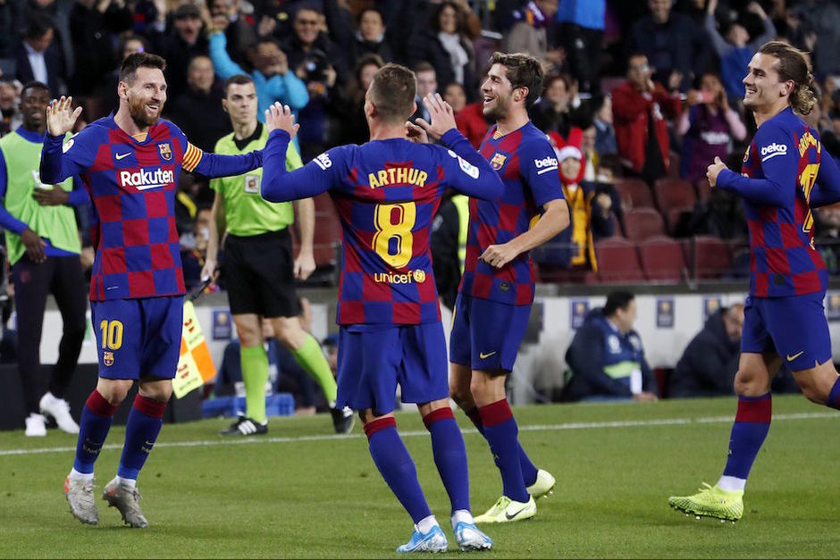 Messi celebra junto a sus compañeros su hat-trick ante el Celta. (Foto: Barcelona)