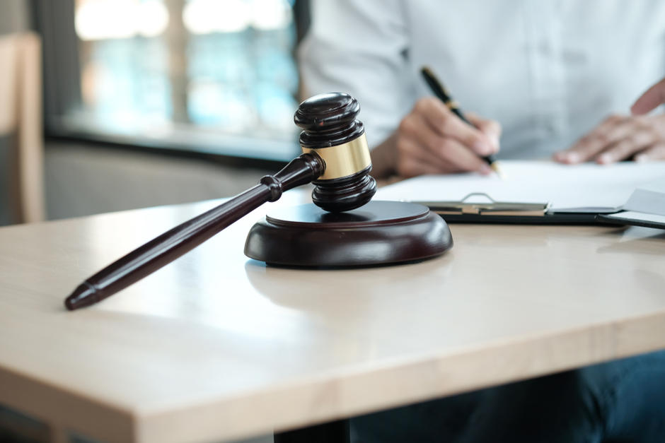La Ley de Aceptación de Cargo privilegia a los acusados para que puedan reducir sus condenas. (Foto: Shutterstock)