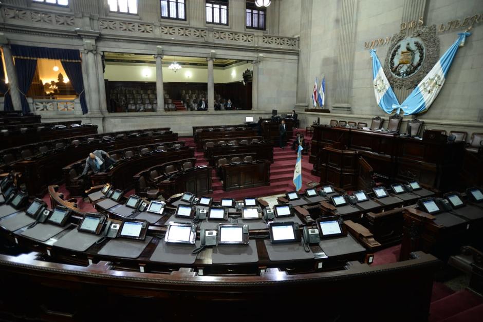 La aprobación del presupuesto estaba agendada para el martes, pero la sesión no pudo efectuarse por una manifestación. (Foto: Wilder López/Soy502)