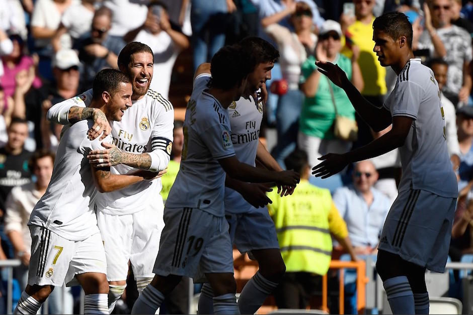 Así fue la celebración de Eden Hazard en su primer gol con el Real Madrid. (Foto: AFP)