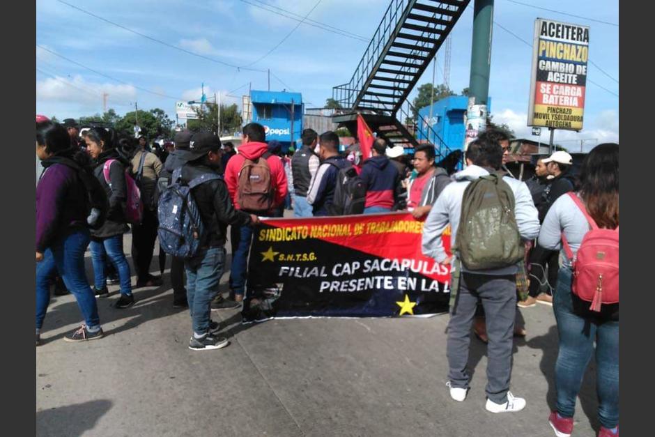 Los bloqueos se reportan desde las 8:00 de la mañana de este miércoles. (Foto: Stereo100)&nbsp;