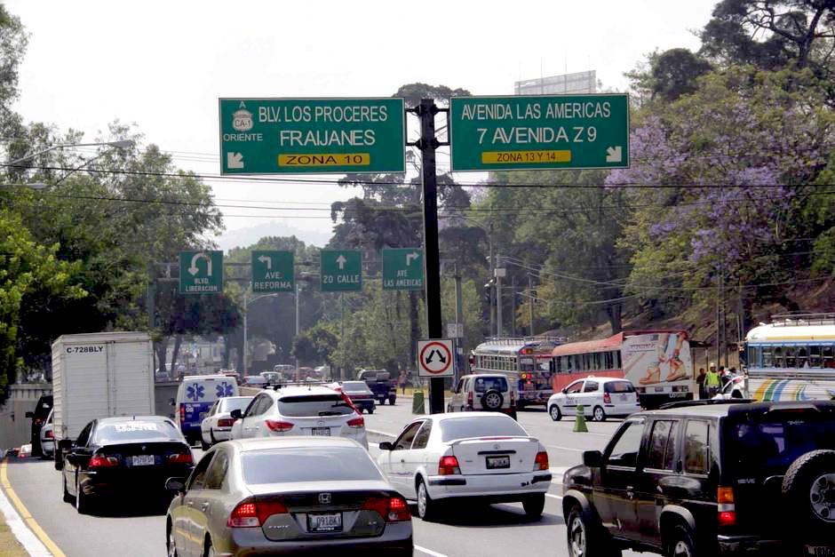 La PMT reporta tránsito lento por el Bulevar Los Próceres. (Foto: Archivo/Soy502)