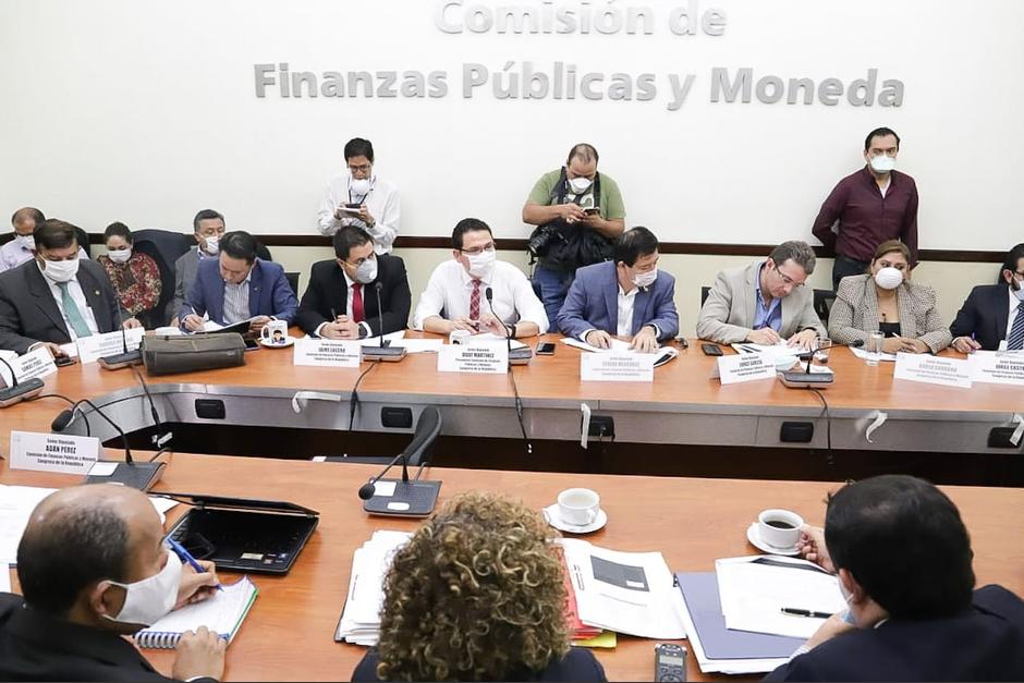 El dictamen surgió de una reunión privada de la Comisión de Finanzas del Congreso. (Foto: Congreso)