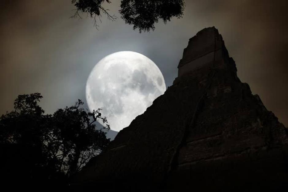 Tikal fue el escenario perfecto para captar la luna llena. (Foto ilustrativa: Shutterstock)