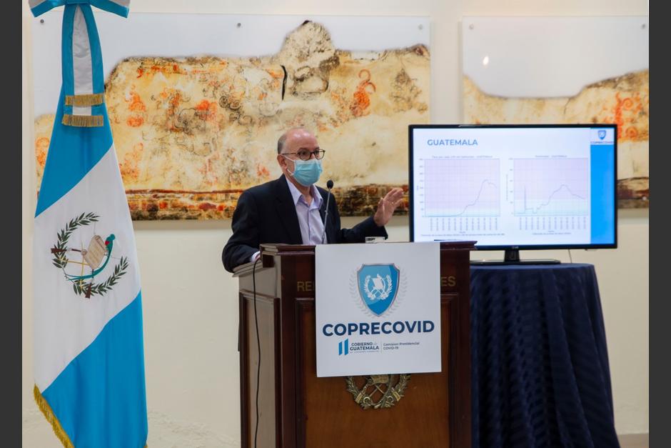 El diretor de la Coprecovid, Edwin Asturias, ofreció una conferencia de prensa. (Foto: Coprecovid)