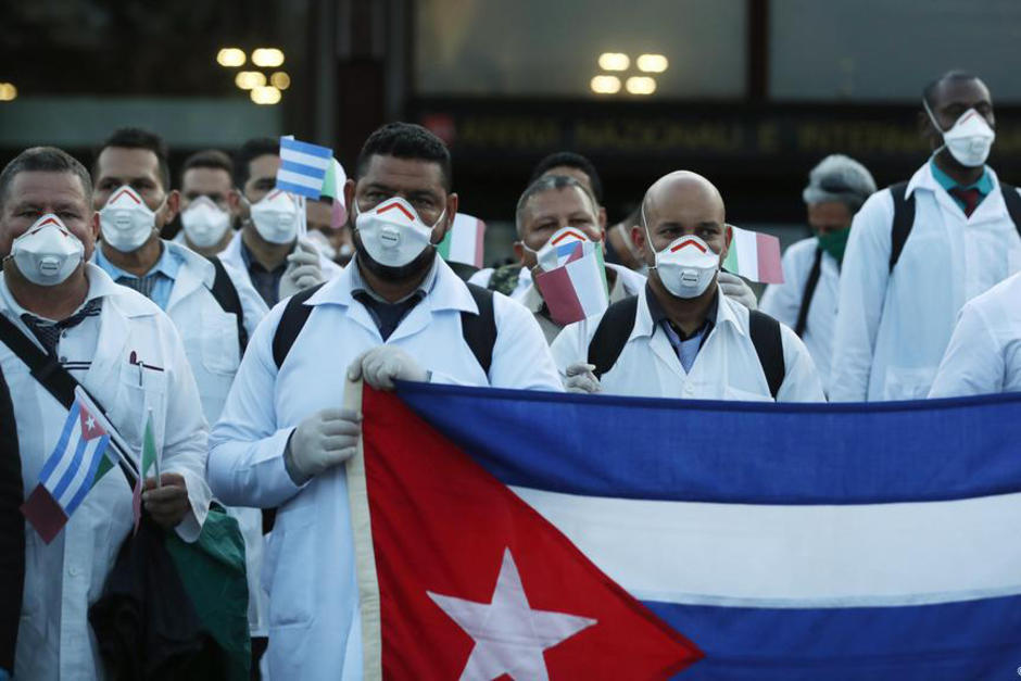 Más de 30 mil firmas se han recaudado para nominar a las brigadas de médicos cubanos para recibir el premio Nobel de la Paz 2020. (Foto: Deutsche Welle)