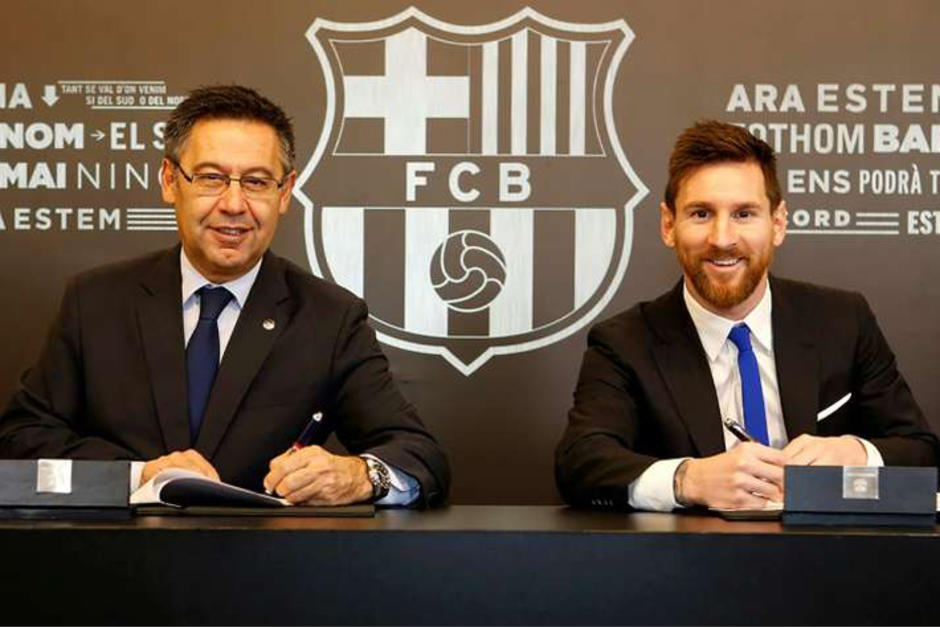 Según medios españoles, Lionel Messi pidió reunirse con los directivos del Barcelona para negociar su salida del club. (Foto: AFP)