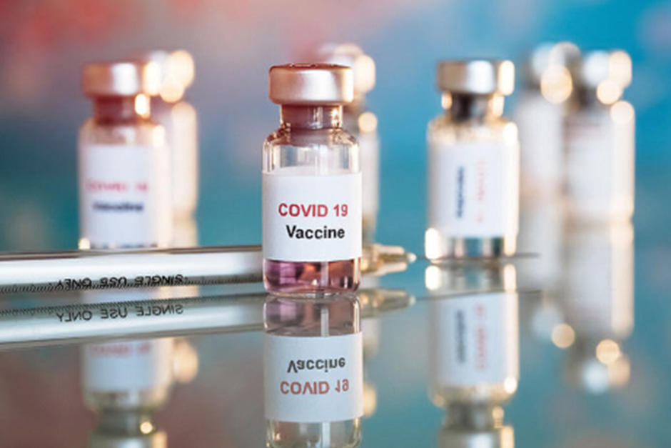 Millones de personas esperan por la distribución de la vacuna contra el Covid-19 (Fotografía: Archivo Soy502)
