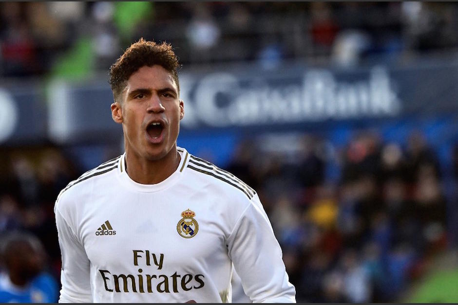 Con un doblete, Varane fue la gran figura del Real Madrid. (Foto: AFP)