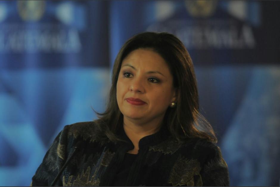 La exministra de Relaciones Exteriores, Sandra Jovel, emitió un Acuerdo Gubernativo que protegía a sus allegados. (Foto: Archivo/Soy502)