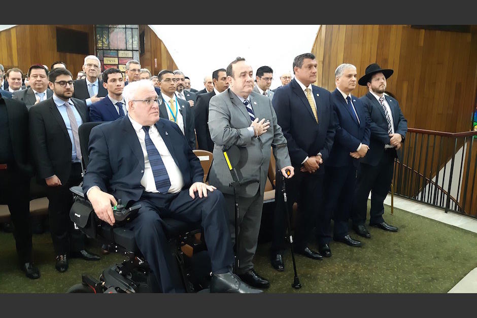 El presidente Alejandro Giammattei asistió a una ceremonia religiosa con la comunidad judía. (Foto: AGN)