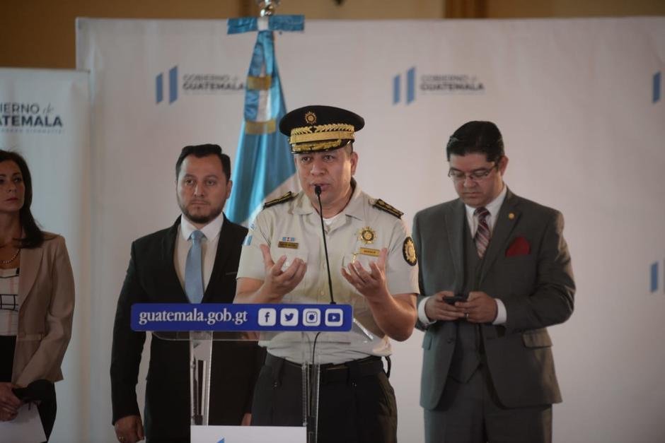 Autoridades de la PNC, del Mingob y de Presidencia informaron sobre los resultados del Estado de Prevención en Mixco y San Juan Sacatepéquez. (Foto: Wilder López/Soy502)