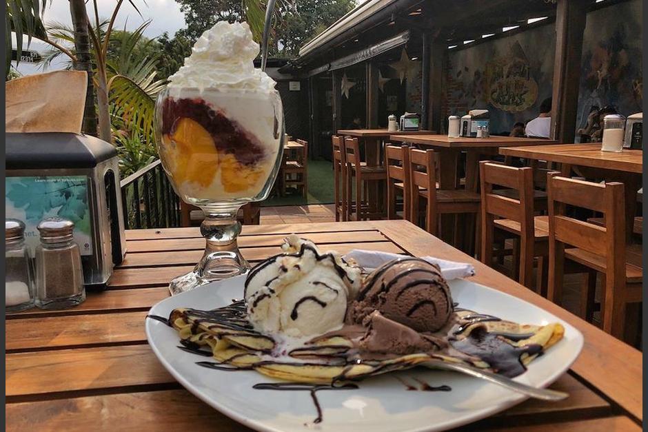 Antigua Guatemala cuenta con varios sitios donde puedes disfrutar de buenas comidas y bebidas, además de apreciar la vista. (Foto: Facebook Luna de Miel)