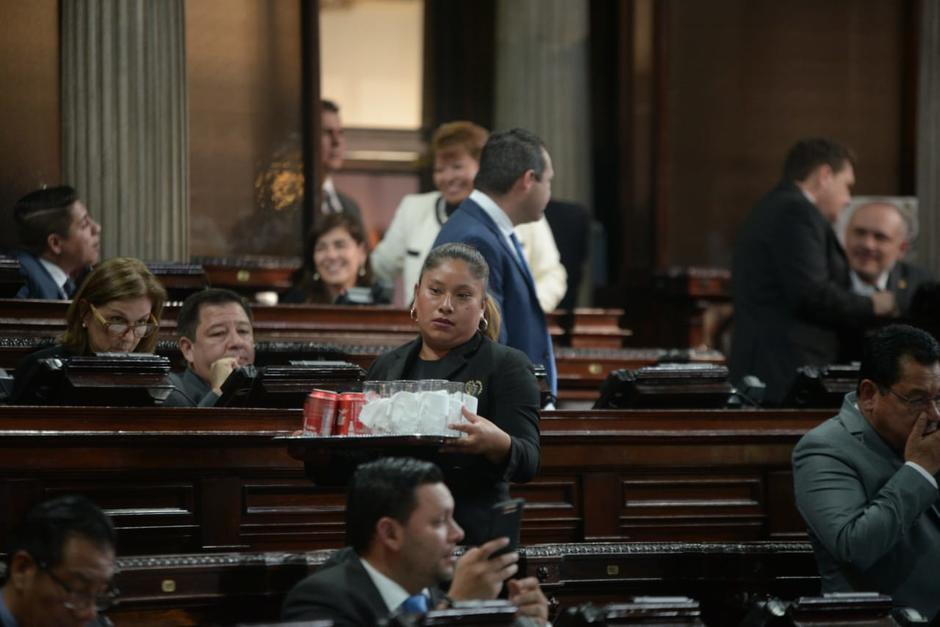 El Congreso continuará pagando por la comida de los diputados debido a que no hubo acuerdos para que esto se frene. (Foto: Wilder López/Soy502)