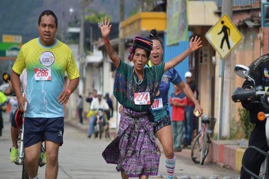 La corredora guatemalteca Nicolasa Cuxun fue invitada para correr el Maratón de Los Ángeles 2020. (Foto: Nimabaj.com)