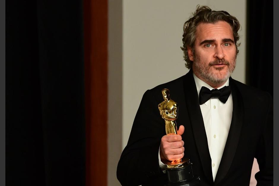 Joaquin Phoenix se interpuso en el camino de "Parásitos", y ganó el Oscar al Mejor Actor. (Foto: AFP)