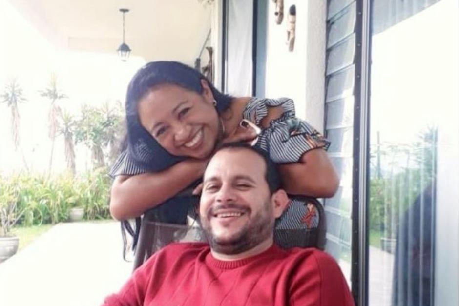 Los esposos Juanazoila Ortiz Chon y Yunieski Alonso Pavon son los propietarios del Hospital Ciudad Nueva y amigos del comisionado Romeo Monterrosa. (Foto: Facebook Juanazoila Ortiz)