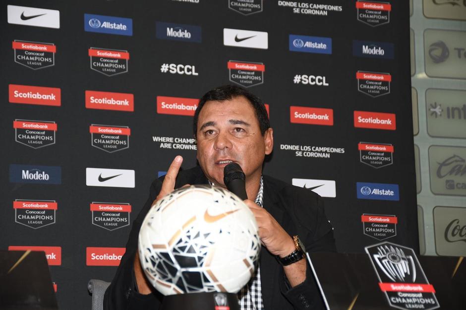 El entrenador de Comunicaciones compareció ante la prensa mexicana y dijo que esperan ofrecer un buen juego para sorprender a los locales. (Foto: Rudy Martínez/Soy502)