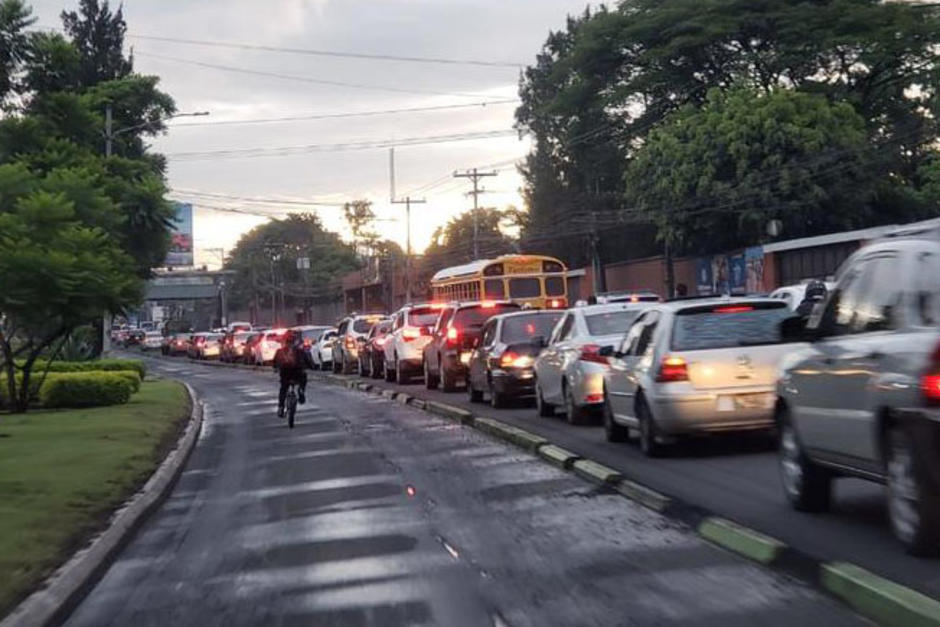 La circulación de vehículos continuará limitada por número de placa durante la semana del 6 al 12 de julio. (Foto: PMT/Villa Nueva)&nbsp;