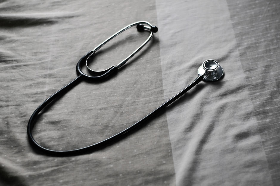 El Ministerio de Salud lamenta el fallecimiento del jefe de la Emergencia del Hospital de Malacatán, San Marcos. (Imagen con fines ilustrativos. Foto: Shutterstock)