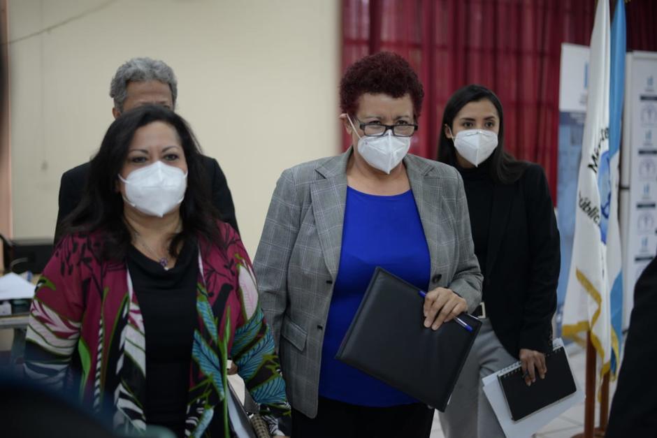 Autoridades del Ministerio de Salud ofrecieron una conferencia de prensa. (Foto: Wilder López/Soy502)