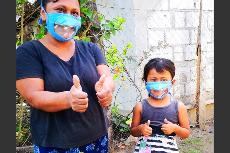 El Club Rotario Tikal entregó mascarillas a la Unidad de Discapacidad de la Municipalidad de San Andrés Petén. (Foto: Club Rotario Tikal)