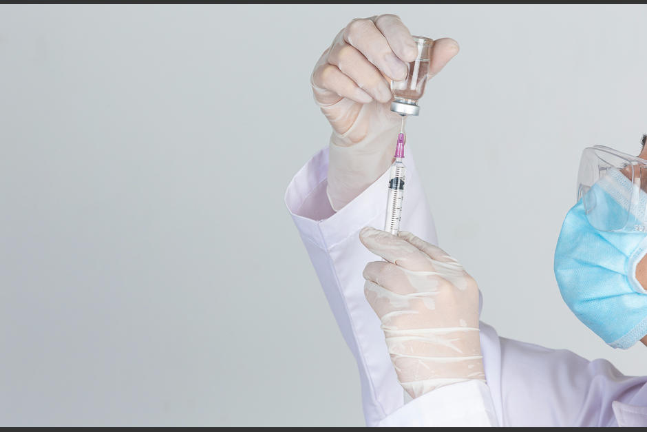 La empresa Jhonson &amp; Jhonson ha acelerado las pruebas de la vacuna que estaba prevista para septiembre. (Foto: Freepik)