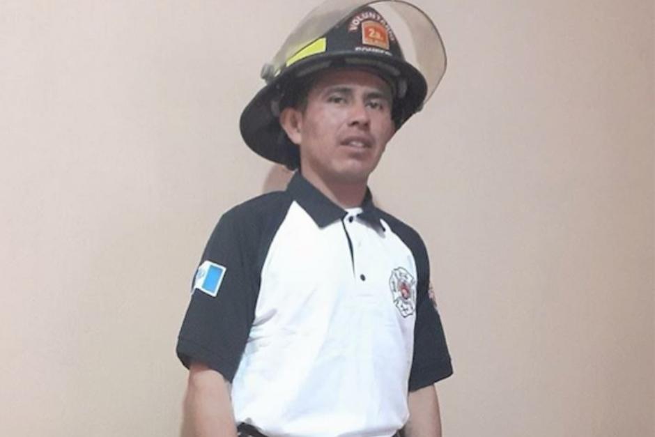 Francisco Choc, bombero voluntario y periodista de Sololá, fue arrestado por la PNC durante el conflicto entre Santa María Ixtahuacán y Nahualá.&nbsp;(Foto: Facebook / Canal Nim)&nbsp;