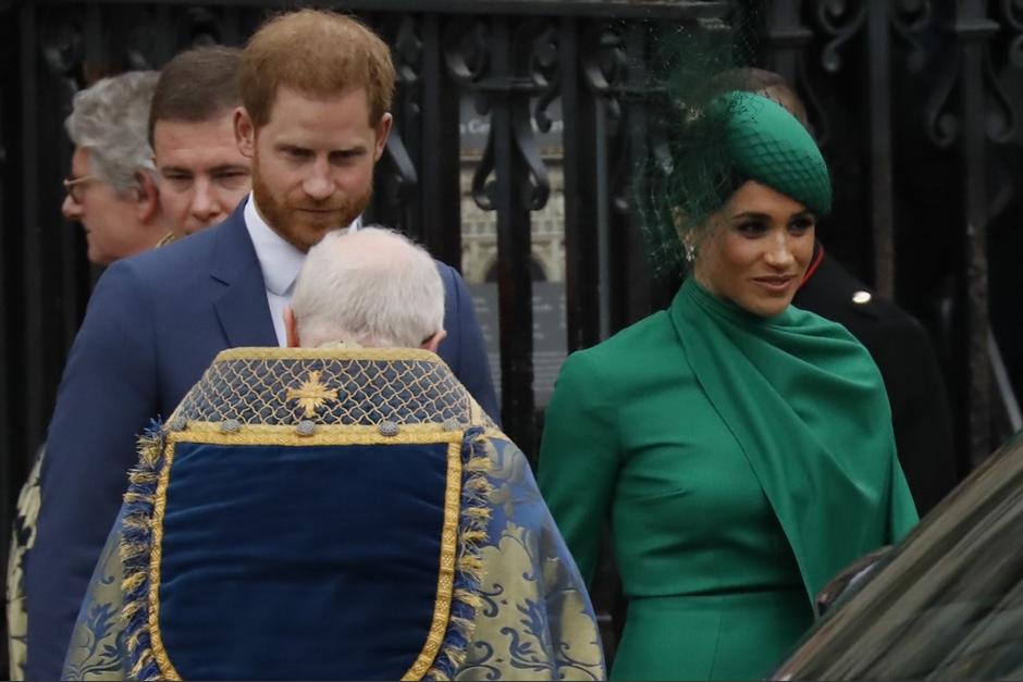 El príncipe Harry y su esposa Meghan participaron en la última actividad pública junto a la Familia Real. (Foto: AFP)