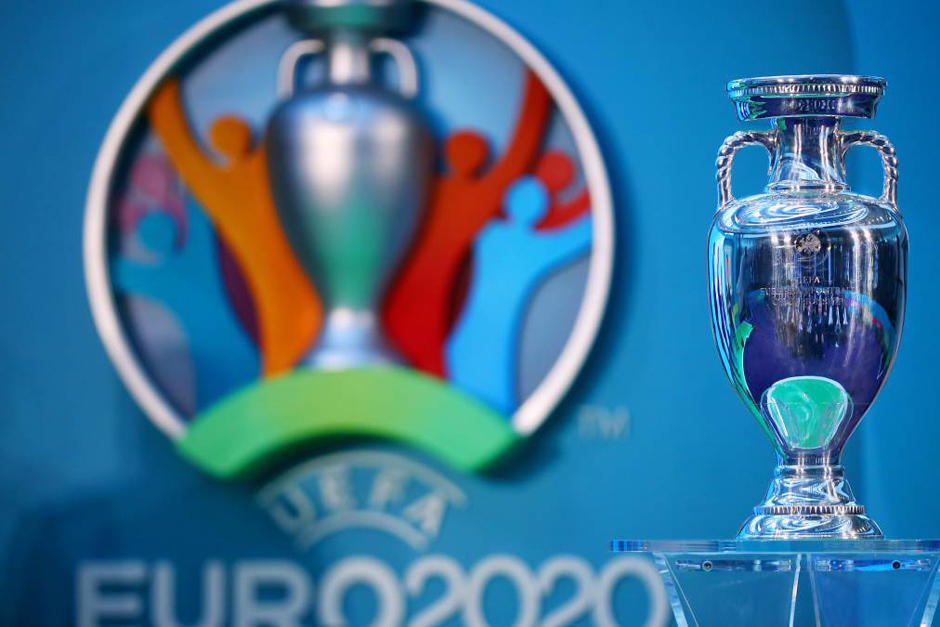 Debido a la amenaza de coronavirus en el Mundo, la UEFA decidió suspender la Euro Copa y trasladarla para el próximo año. (Foto: AFP)