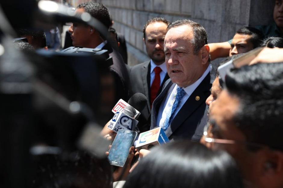 El presidente Alejandro Giammattei acudió al Congreso e hizo varias peticiones a los diputados. (Foto: Agencia Guatemalteca de Noticias)