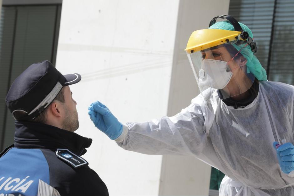 España atraviesa un escándalo en medio de la crisis por la pandemia del coronavirus. (Foto: AFP)