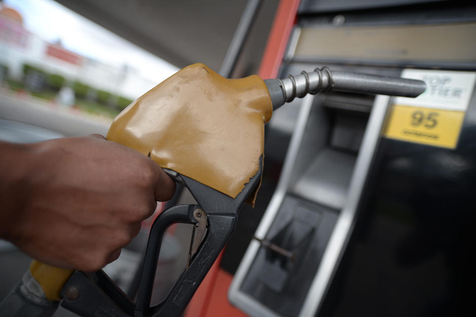 El precio del combustible volvió a bajar este 31 de marzo. (Foto: archivo/Soy502)&nbsp;