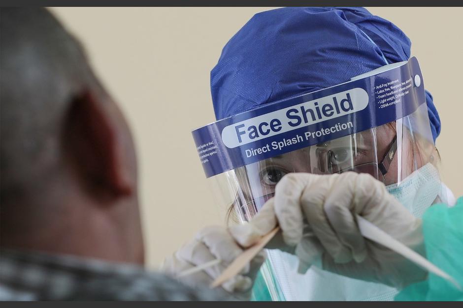 De acuerdo con la última actualización de la OMS, en el mundo se registran casi 3.7 millones de personas contagiadas con Covid-19 y 254 mil han fallecido. (Foto: AFP)