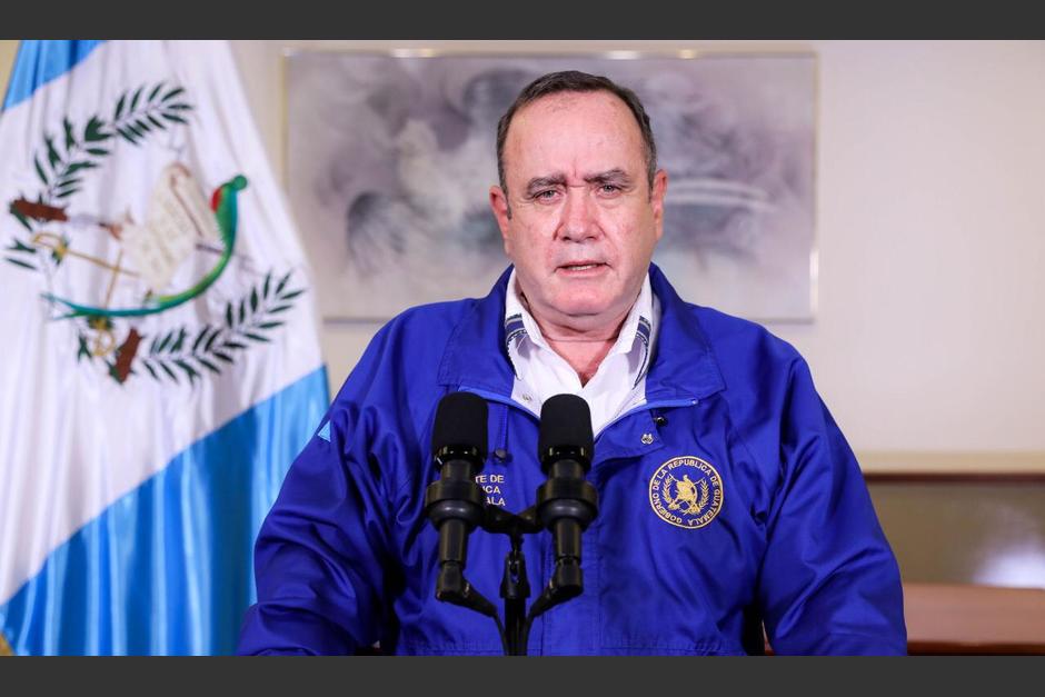Giammattei señaló que las medidas se endurecerán si los contagios siguen subiendo. (Foto: Gobierno de Guatemala)