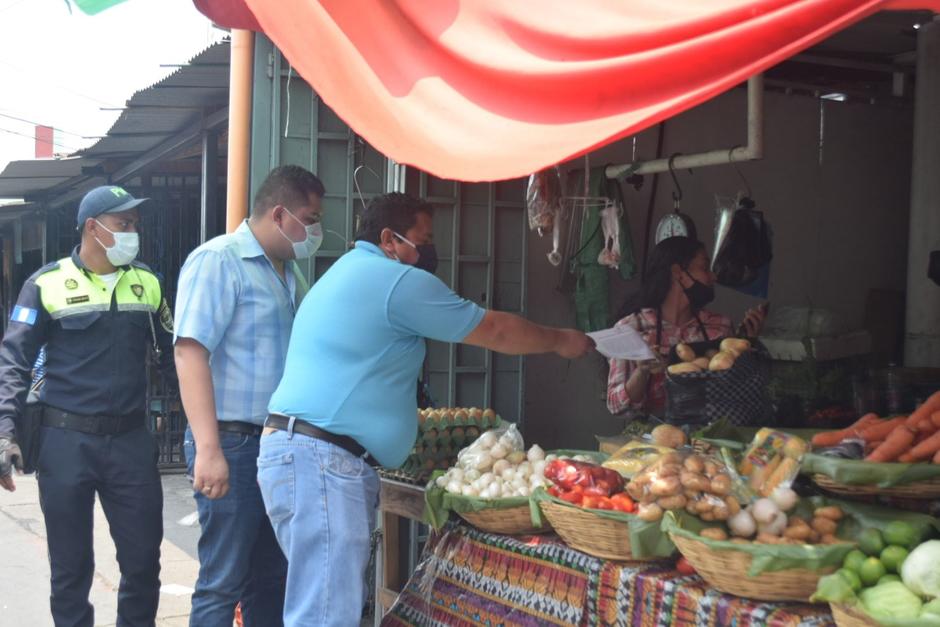 El mercado en el que labora el vendedor contagiado permanecerá cerrado este lunes. (Foto: Municipalidad de Escuintla)