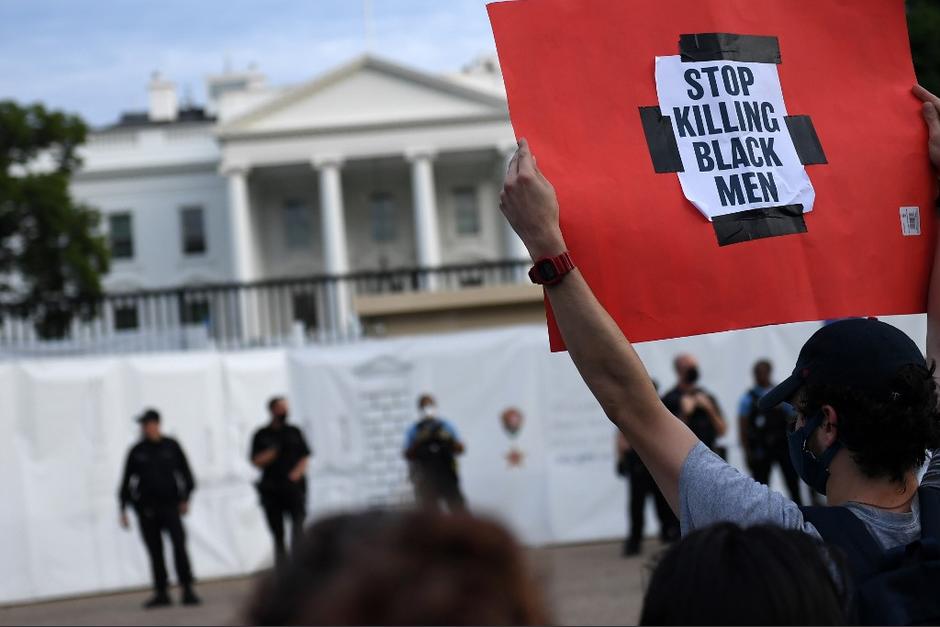 Las protestas se intensificaron esta semana y el viernes llegaron a la Casa Blanca. (Foto: AFP)&nbsp;