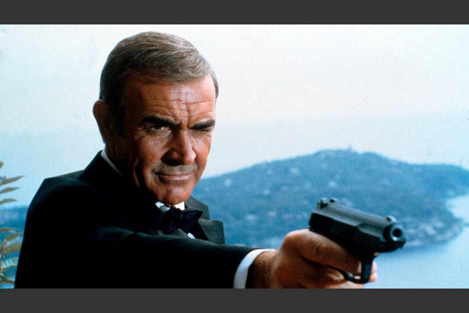 El inolvidable actor de "James Bond" falleció este sábado 31 de octubre, a los 90 años.