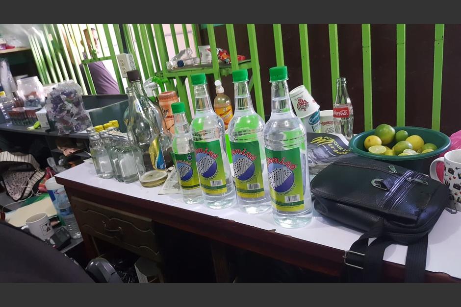 Las autoridades confirmaron que 24 personas han muerto por el consumo de este licor. (Foto: MP Honduras)&nbsp;