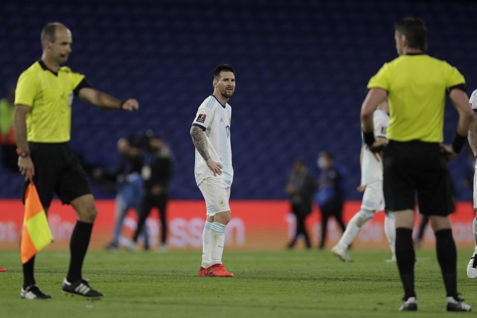 El argentino explotó de nuevo con los árbitros. (Foto. AFP)&nbsp;
